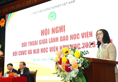 Lãnh đạo Học viện Nông nghiệp Việt Nam đối thoại cùng đại diện cán bộ, viên chức và người lao động