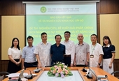 Nghiệm thu đề tài “Nghiên cứu, đề xuất giải pháp, chính sách nâng cao sự thích ứng và kỹ năng của nông dân ứng phó với biến đổi khí hậu và thay đổi thị trường”