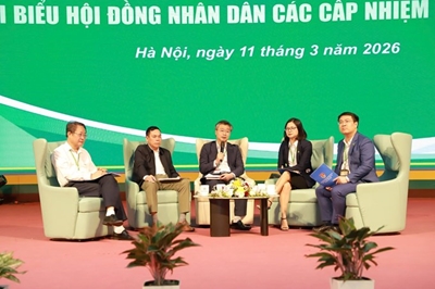 Sinh viên Học viện Nông nghiệp Việt Nam ấn tượng với chương trình hành động của ứng viên đại biểu Quốc hội