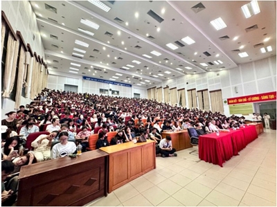 Kết nối doanh nghiệp Nâng tầm tri thức và rèn luyện kỹ năng thực chiến cho sinh viên khoa Kế toán và Quản trị kinh doanh
