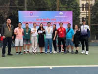 Đội tuyển Quần vợt Cán bộ viên chức Học viện Nông nghiệp Việt Nam tham gia giải đấu tại Trường Đại học Thủy lợi