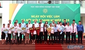 Nông nghiệp Việt Nam kết nối SV với hơn 50 doanh nghiệp ở Ngày hội việc làm