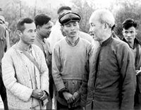 Quan điểm của Hồ Chí Minh về vai trò của cán bộ địa phương trong phát triển nông nghiệp