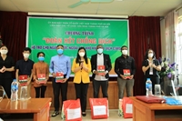 Gifts for foreign students in difficulties due to the Covid-19 epidemic