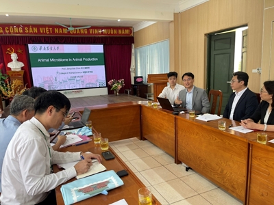 Promoting International Cooperation in Gut Microbiota Research in Livestock and High-Quality Human Resource Training in Animal Science