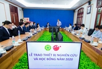 ORION Vina donates research equipment and scholarships to VNUA