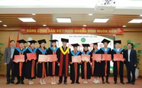 Vietnam National University of Agriculture holds the Master’s program closing ceremony and awards the Master s degrees to the 2nd batch of the 28th course, 2022